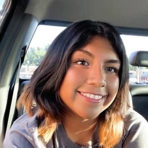 Meet your Posher, Adjany